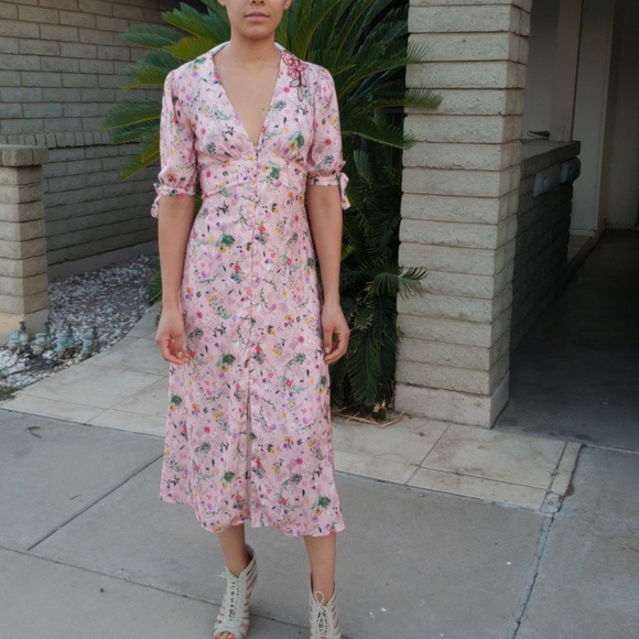 Topshop Dresses & Skirts - Topshop Floral Applique print Midi Dress